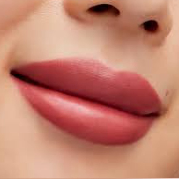 MAC AUTE CUTURE Starring ROSALIA Liquid Lip Colour *NUEZ MOSCADA*/ .17 oz /NIB - Picture 4 of 7